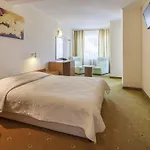Hotel Family