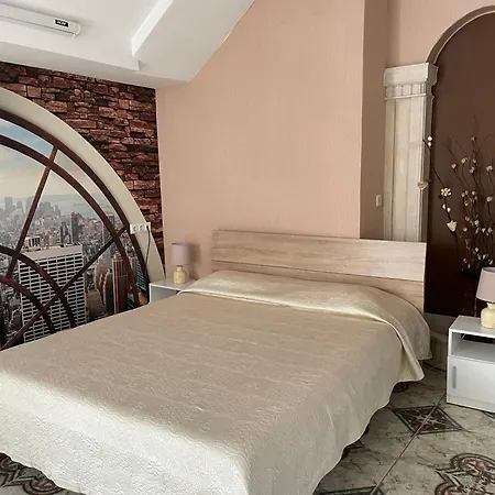 Хотел Family 3*