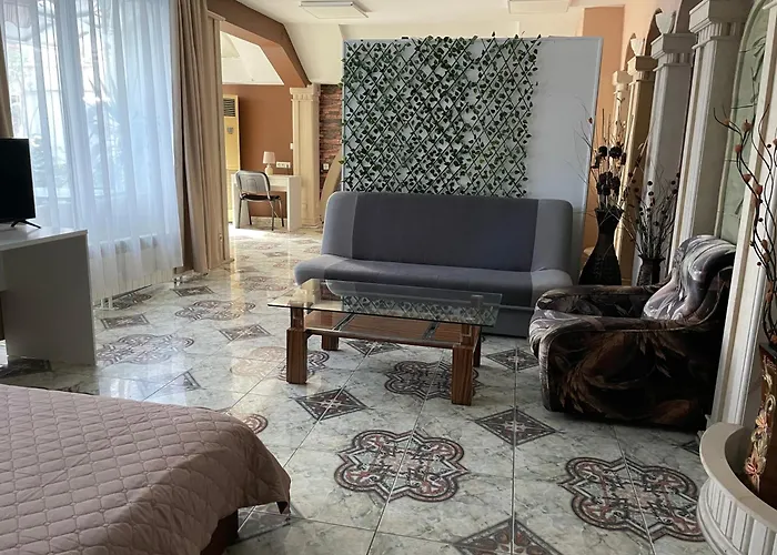 Family 3* Burgas City